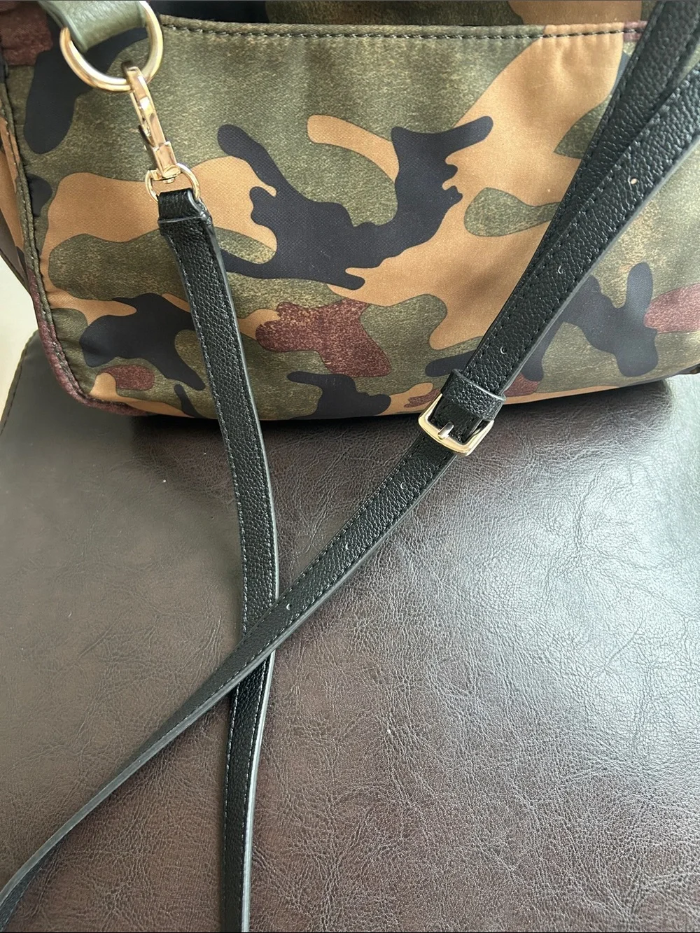 Camouflage Crossbody Shoulder Bag - Black Strap - unbranded